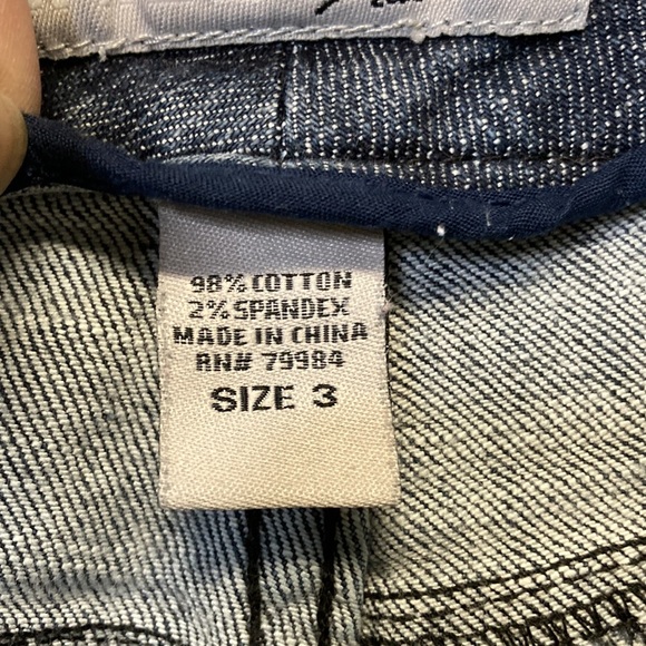 Chico’s blue denim pedal pushers/capri jeans, Chico’s size 3/Large - Picture 5 of 14